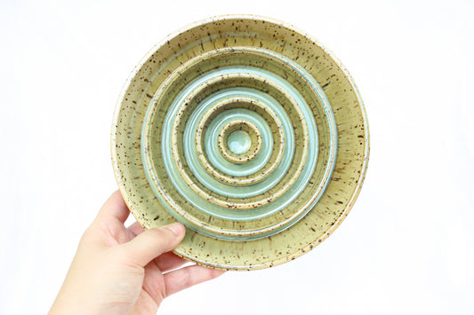 MEDIUM Smooth Slow Feeder Bowl - Soft Green (21)