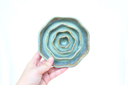 SMALL Wavy Slow Feeder Bowl - Soft Green (4)