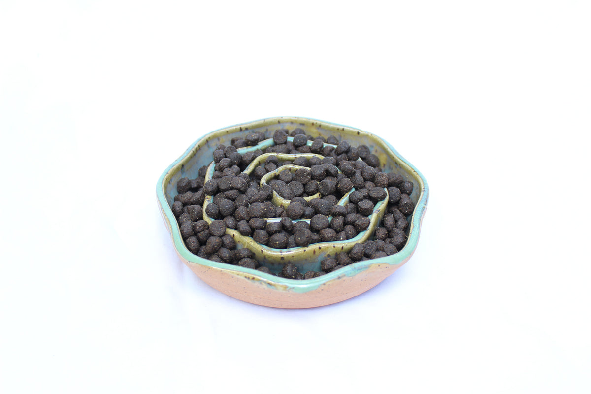 SMALL Wavy Slow Feeder Bowl - Soft Green (4)