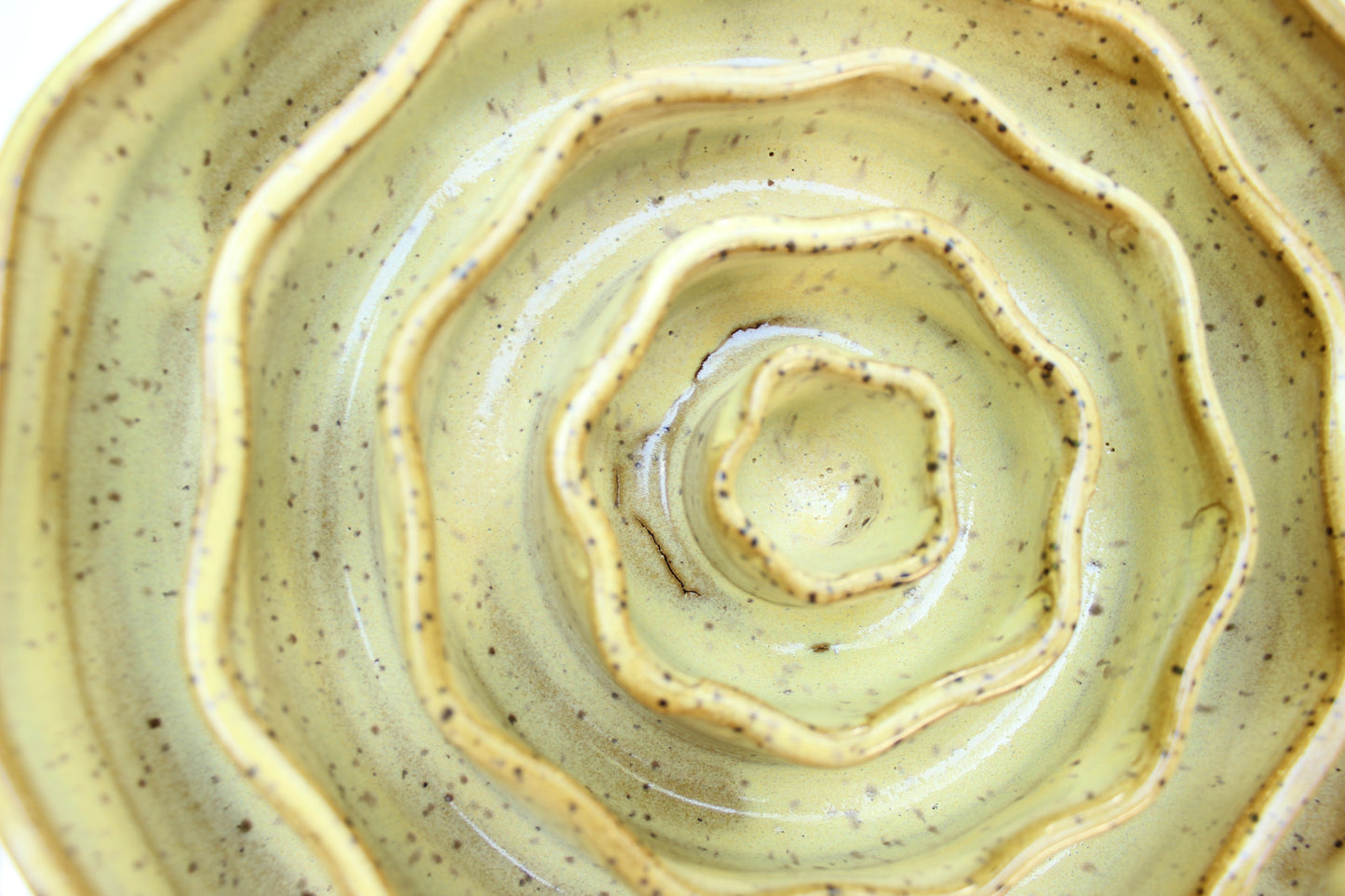 MEDIUM Wavy Slow Feeder Bowl - Butter Yellow (8)