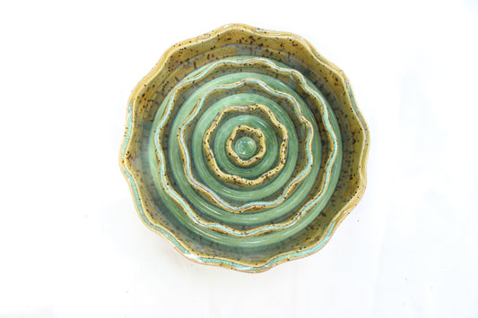 MEDIUM Wavy Slow Feeder Bowl - Soft Green (26)