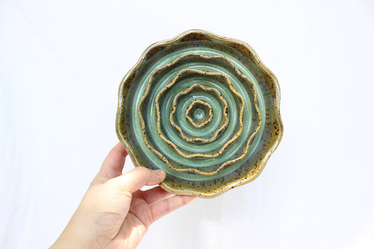 MEDIUM Wavy Slow Feeder Bowl - Soft Green (27)
